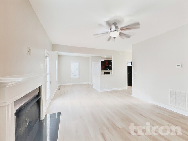 Photo - 69 Diamond Creek Dr