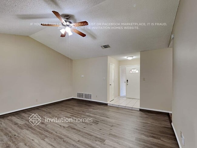 Photo - 305 Iberis Dr