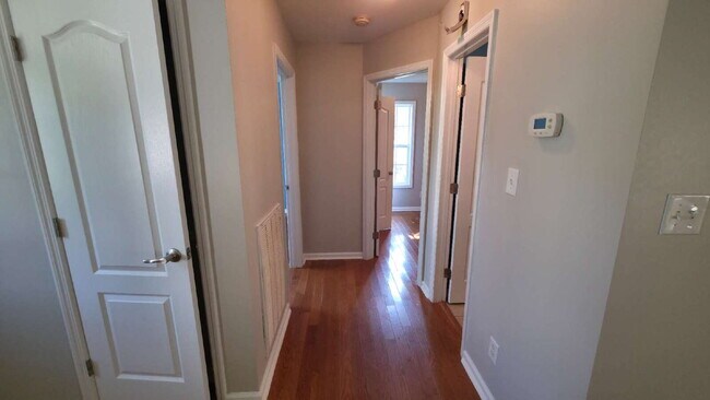 Photo - 60 Cobblestone Dr