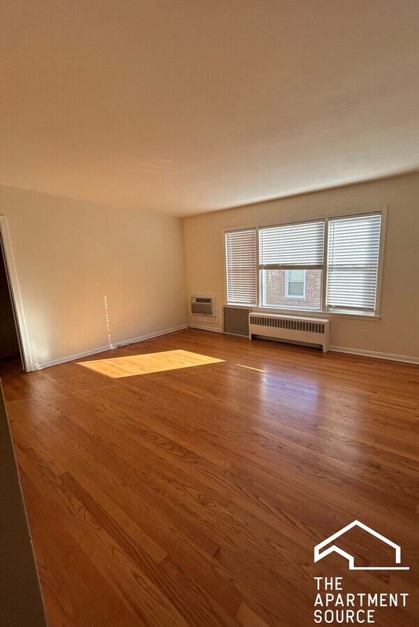 Photo - 6735 N California Ave Condo Unit 2E