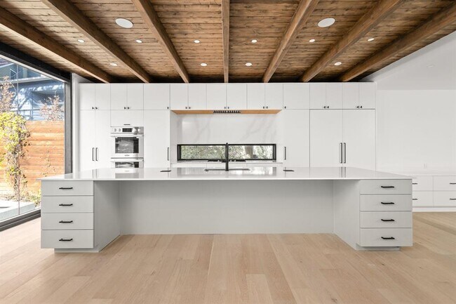 Photo - 1603 Chelsea Ln