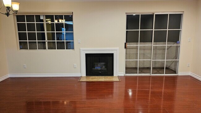 Photo - 14727 Magnolia Blvd