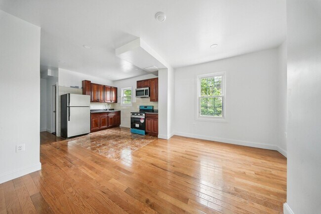 Photo - 14 Yankee Pl Apartment Unit 2