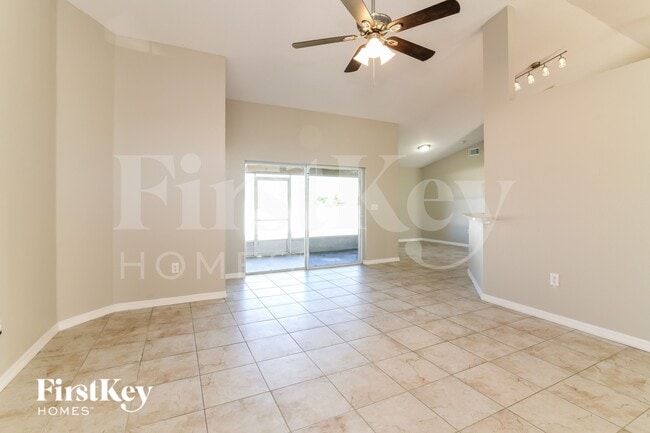 Photo - 368 Cloverdale Rd