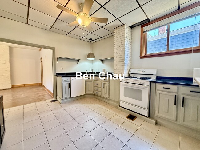 Photo - 148 Morrison Ave