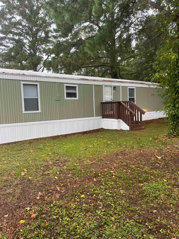 Building Photo - 302 Cottonwood Ln