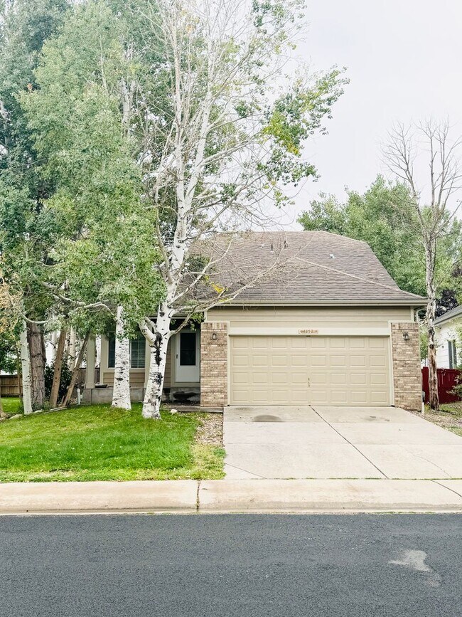 Photo - Charming 3 Bed/2 Bath Home with Attached 2 Car Garage in Mariana Butte