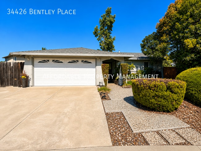 Building Photo - 34426 Bentley Pl