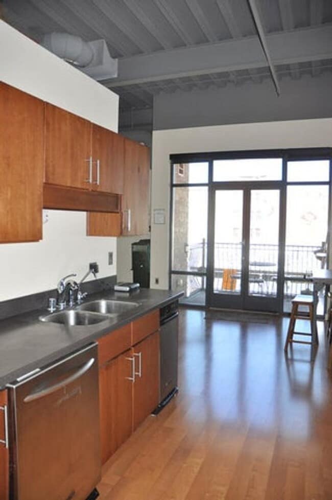 Photo - Gold Street Condo 4th Floor 2/bd 2/ba