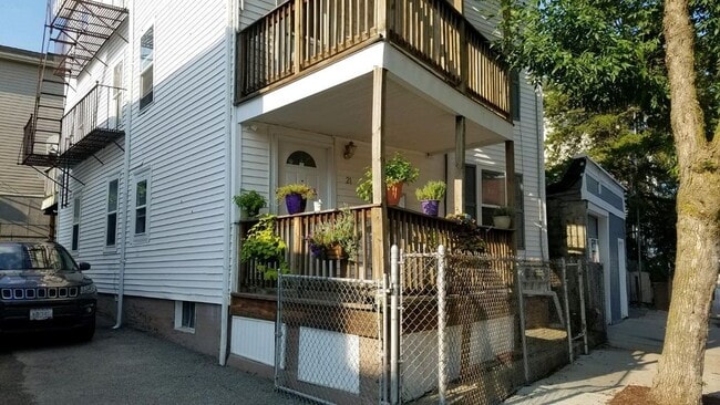 Photo - 21 Gesler St Unit 1