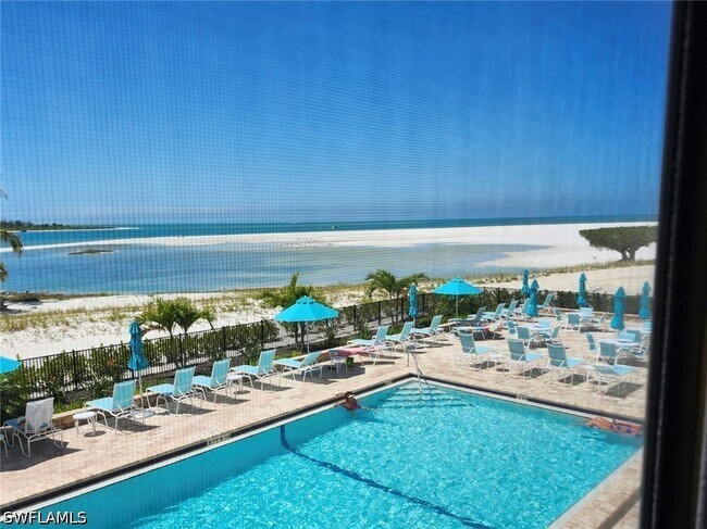 Photo - 8400 Estero Blvd Unidad 103