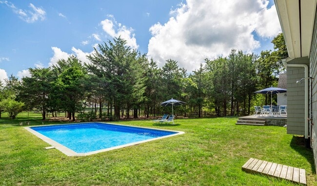 Photo - 237 Blank Ln