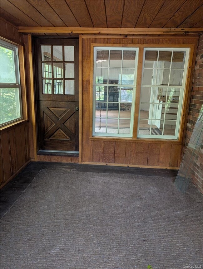 Photo - 45 Sunken Meadow Rd