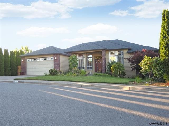 Building Photo - 3Bd/3Ba Single Story House - Available Ear...