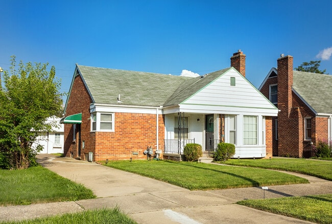 Photo - 9238 Artesian St