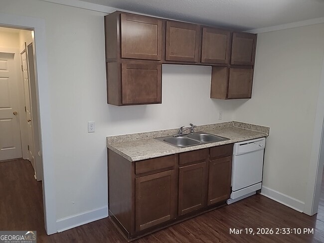 Photo - 802 W Moore St