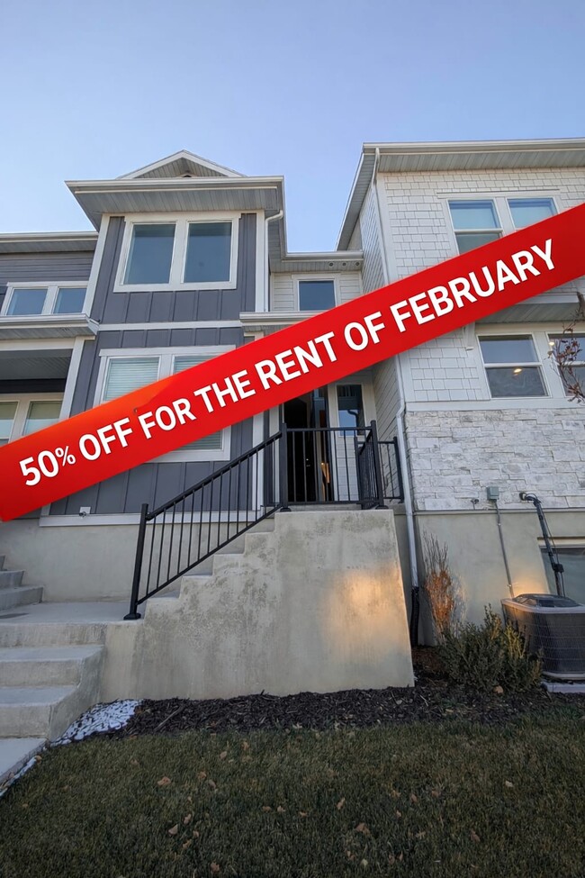 Building Photo - 2005 N 4040 W