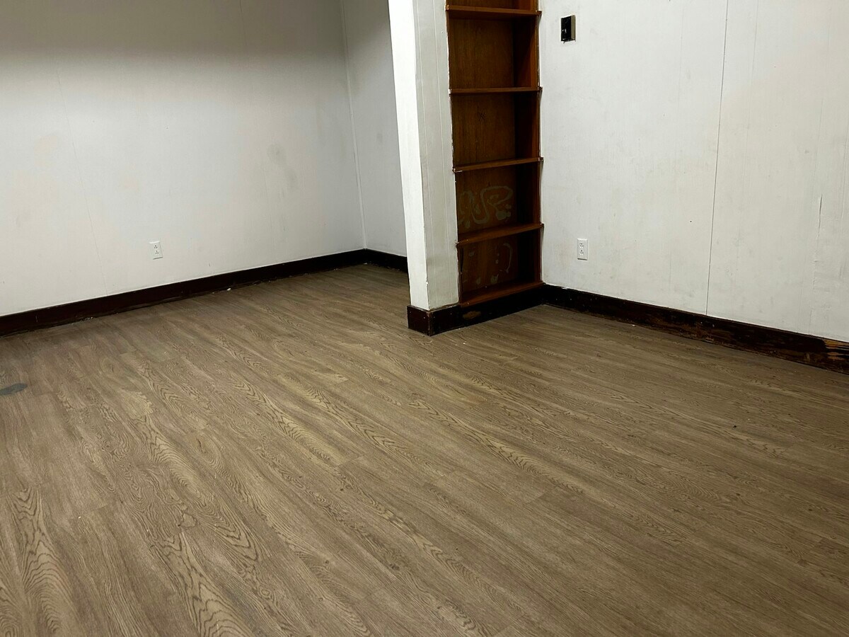 Photo - 524 Neosho St Unit Apartment 5