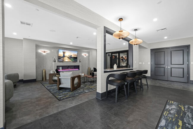 147 Columbia