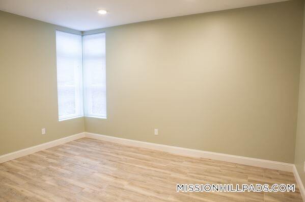 Photo - 10 Roxbury St Unit 10