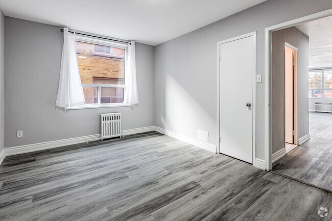 1BR, 1BA - Bedroom