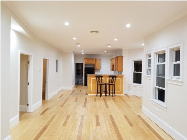 Photo - 9 Landor Rd Unit 3