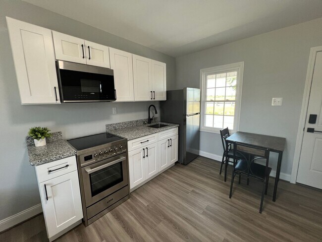 Photo - Clarksville Apartments Unit Apt. 02