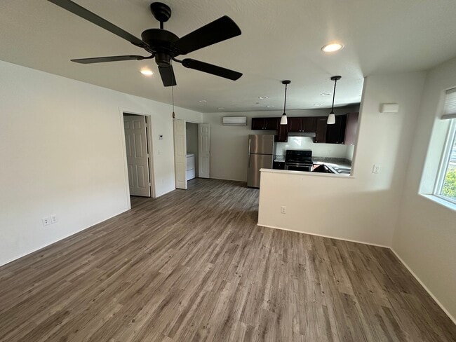 Photo - 210 Cheryl Ln Unidad 21