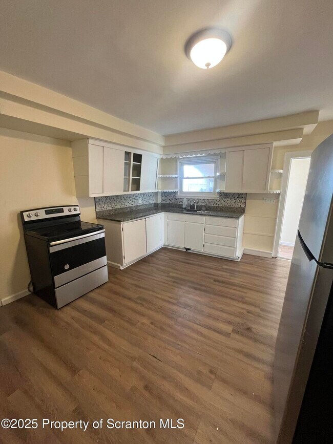 Photo - 1710 Cedar Ave Apartment