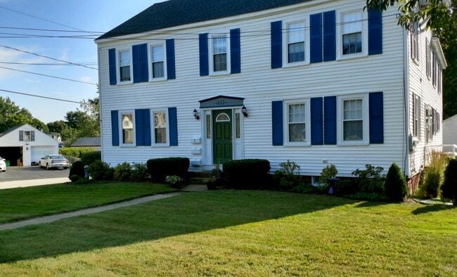 Building Photo - 111 Stark Ave Unit 111 Stark Ave 1