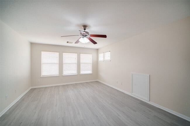 Photo - 12206 Cove Bluff Ct