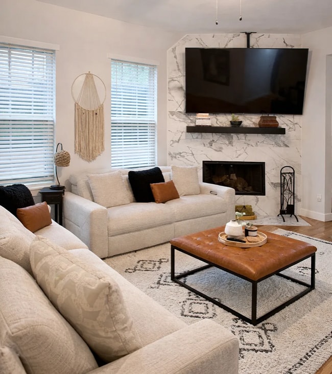 Photo - 112 S Army Ave