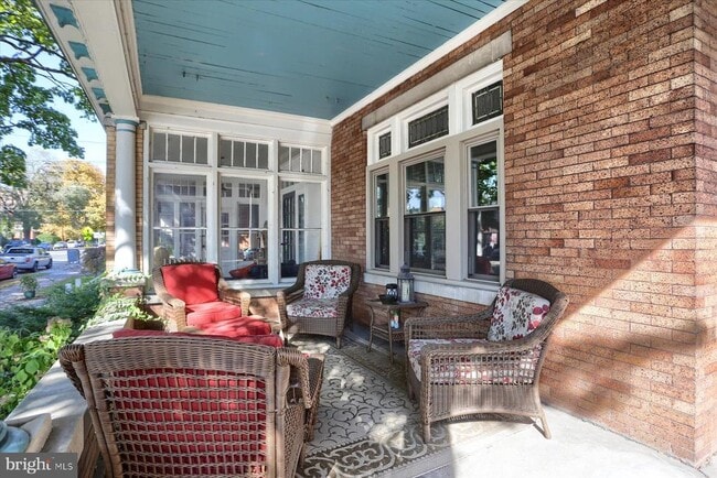 Photo - 2139 N 2nd St