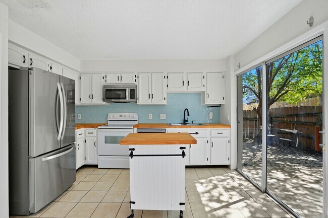 Photo - 7258 Coronado Cir