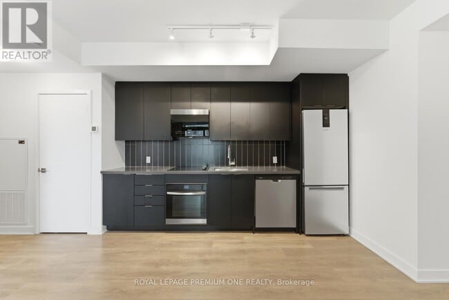 Photo - 2920 Hwy 7 Unit 2404