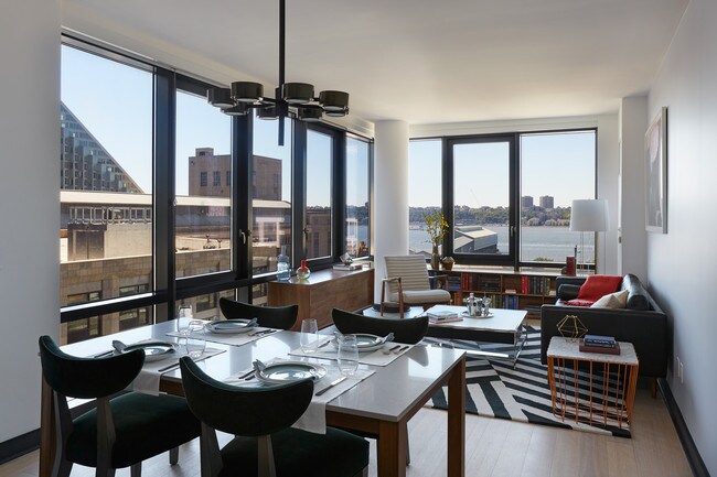 Photo - 21 West End Ave