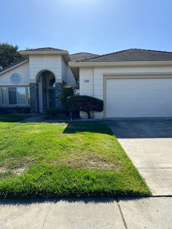 Photo - 3348 Abdy Way