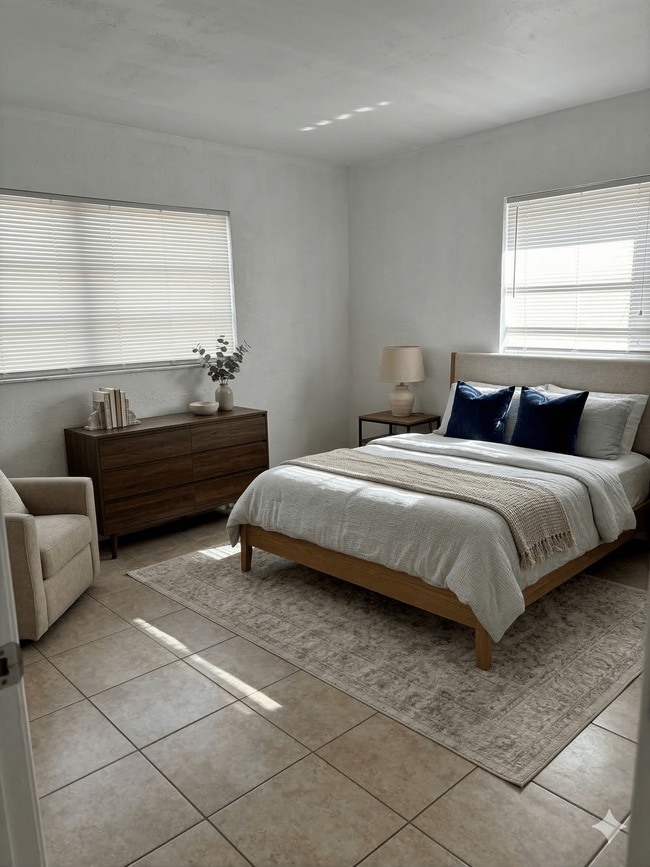 Building Photo - 610 NE 123RD 27MF