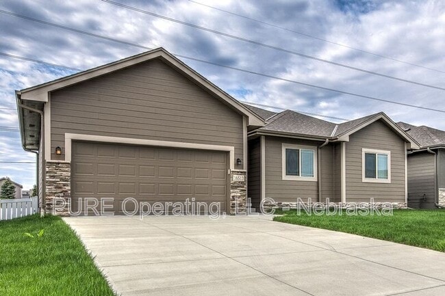 Photo - 16513 Heather St