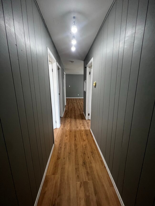 Photo - 7903-7995 95 Ave Unité 4