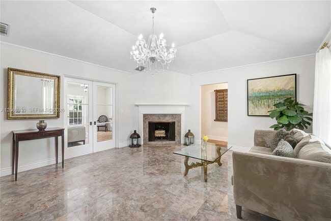 Photo - 349 NE 96th St