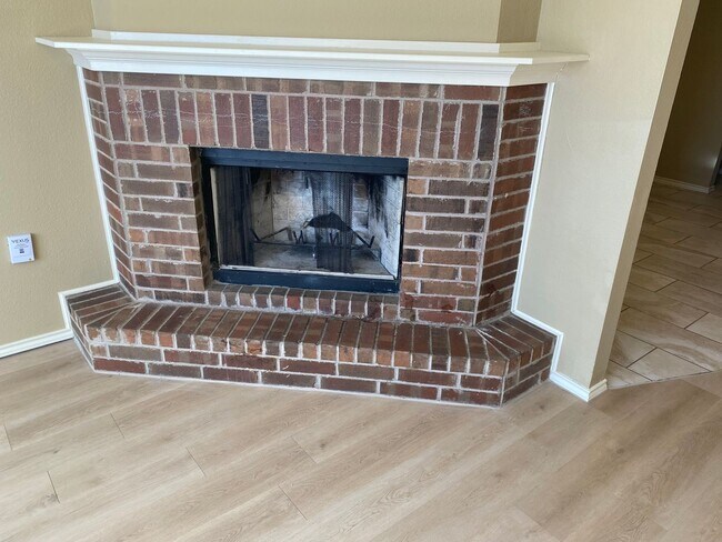 Photo - 2914 90th St