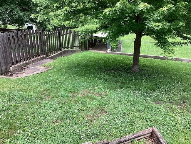 Photo - 9608 E 67 Terrace