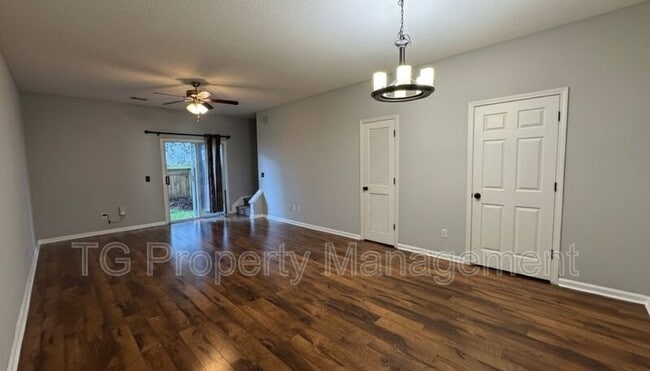 Photo - 771 Scrub Jay Dr