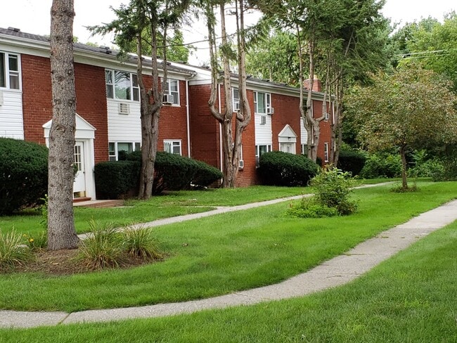 Photo - Manchester Gardens