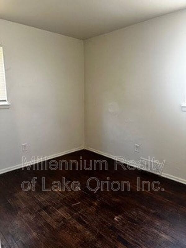 Photo - 445 Emerson Ave