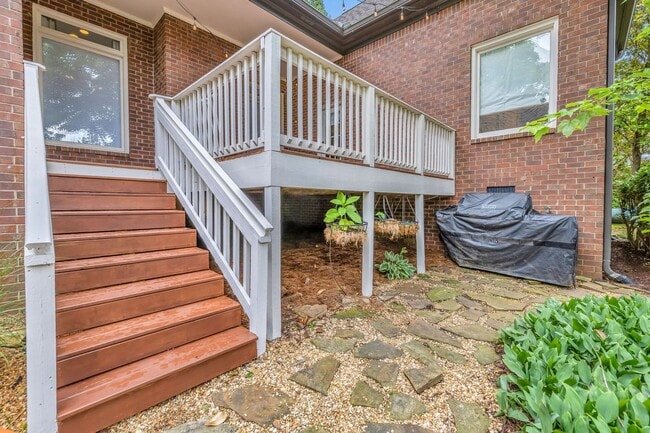 Photo - Beautifully maintained and move-in ready 5BR home with a basement