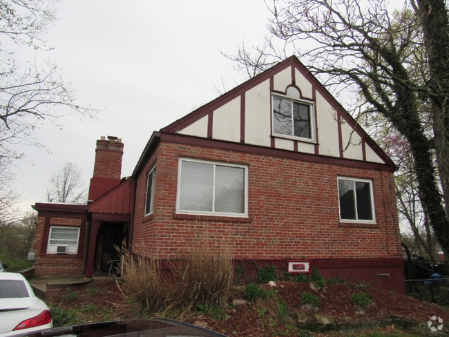 Building Photo - 3647 Ravenwood Ave Unit A Rental