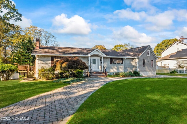 Photo - 72 Whalepond Rd