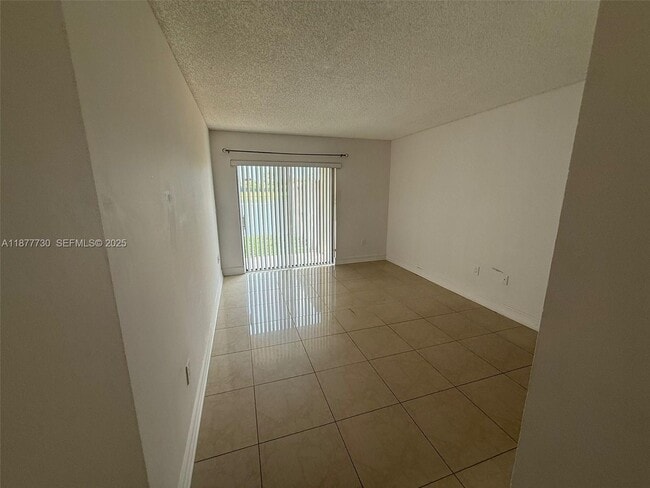 Photo - 5200 NW 31st Ave Unit 102